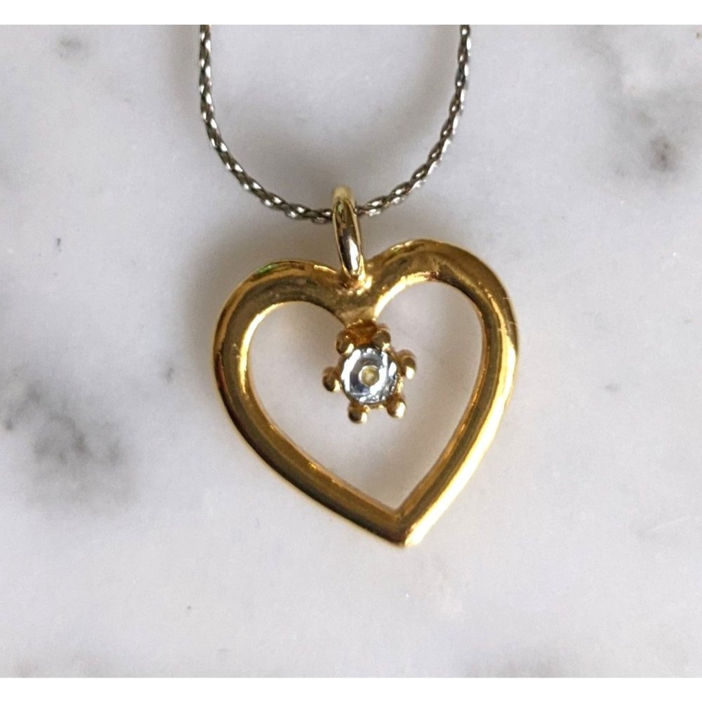 Vintage Gold Tone Open Heart and Crystal Pendant Necklace 18"